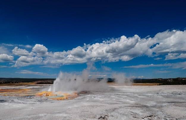 Iceland’s Volcano Threatens Main Airport